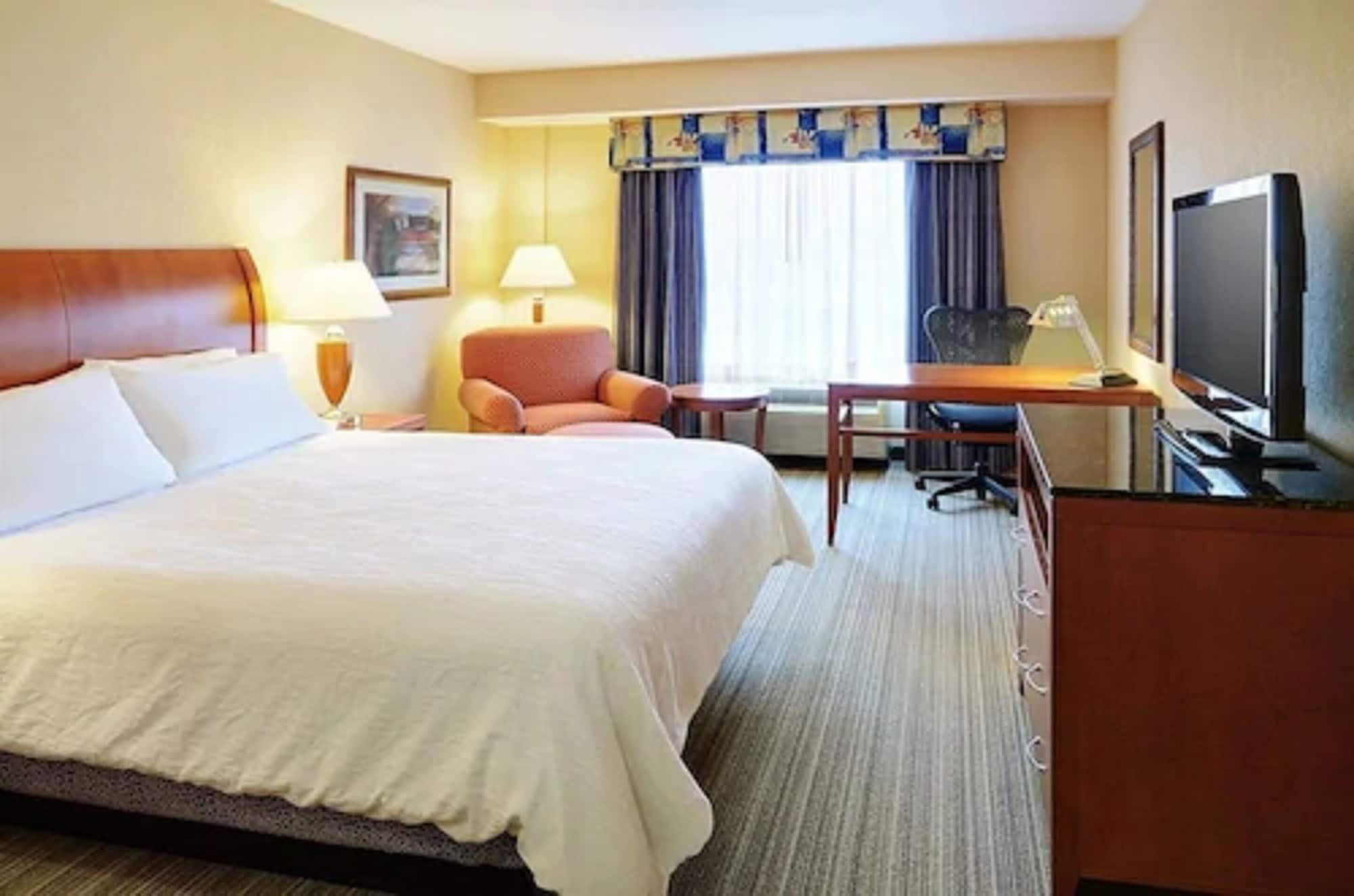 Hilton Garden Inn Toronto/Burlington Bagian luar foto