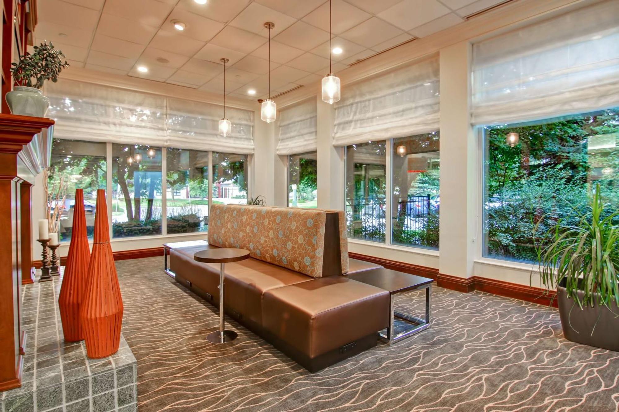 Hilton Garden Inn Toronto/Burlington Bagian luar foto