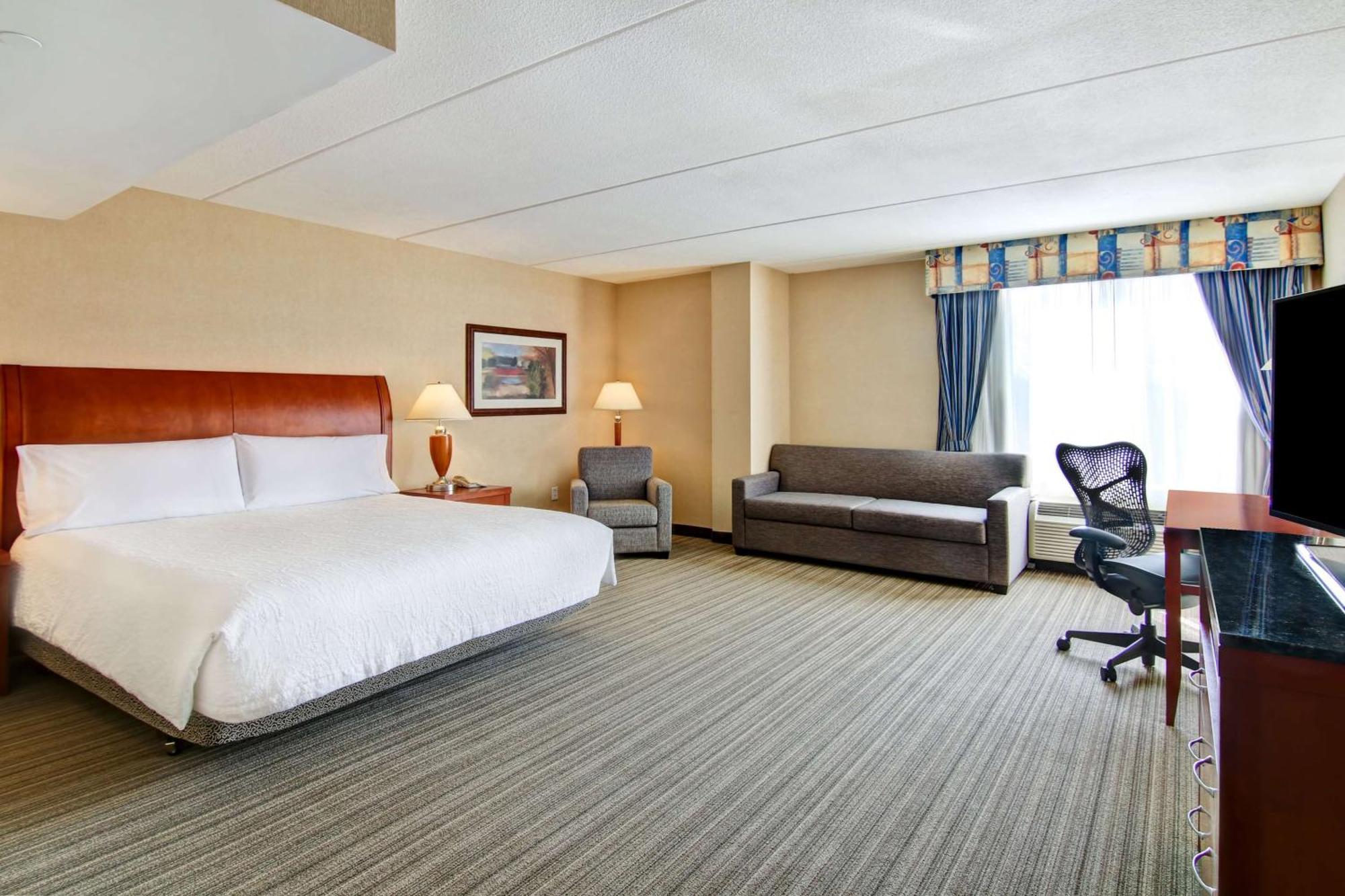 Hilton Garden Inn Toronto/Burlington Bagian luar foto