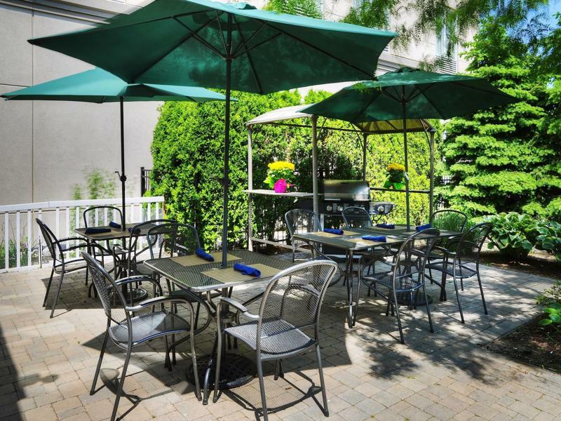 Hilton Garden Inn Toronto/Burlington Bagian luar foto
