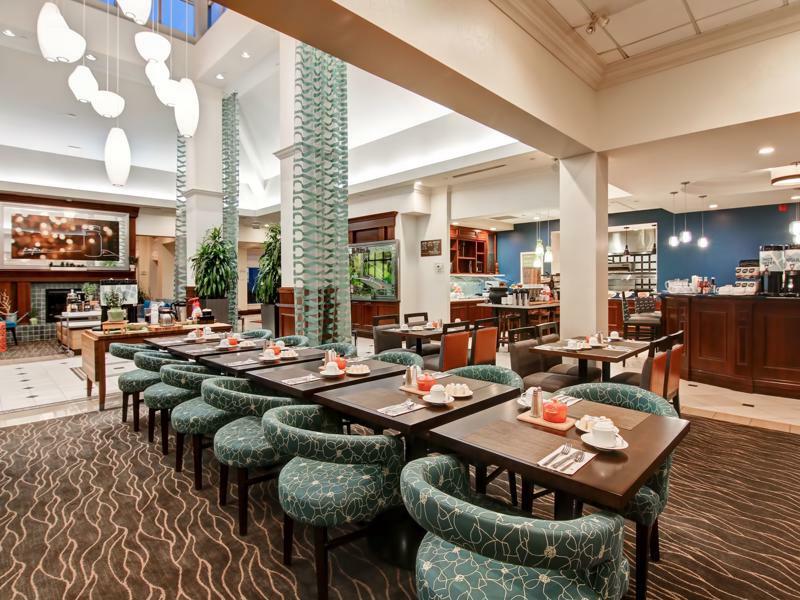 Hilton Garden Inn Toronto/Burlington Bagian luar foto